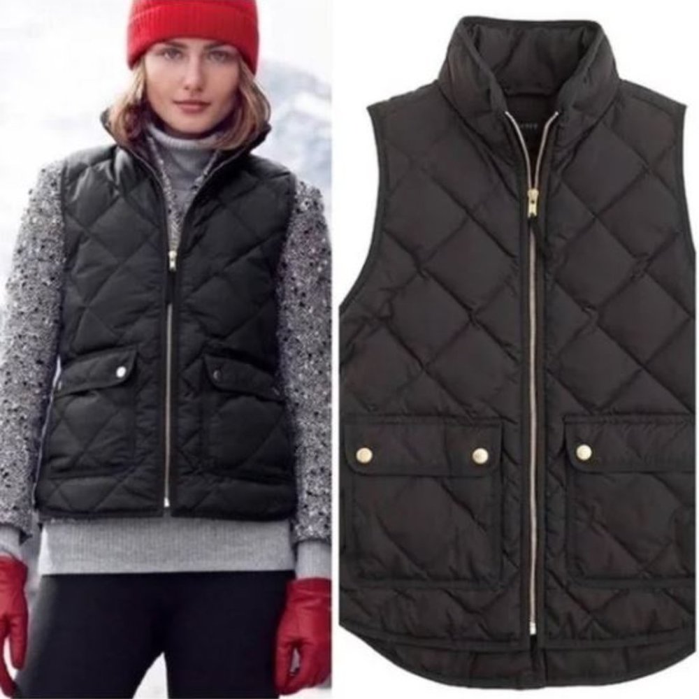 J Crew navy quilted vest! SZ M